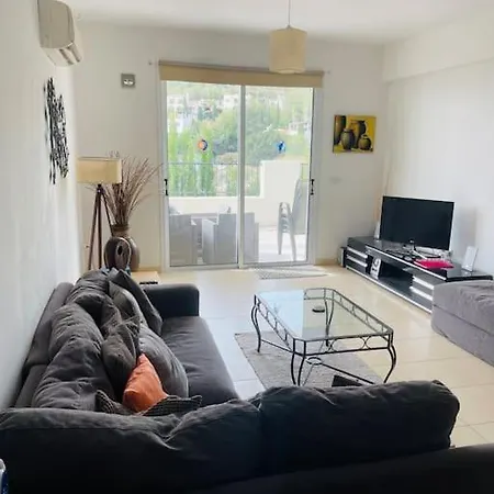 2 Bed Mountains And Costal Views With Pool * Πάφος